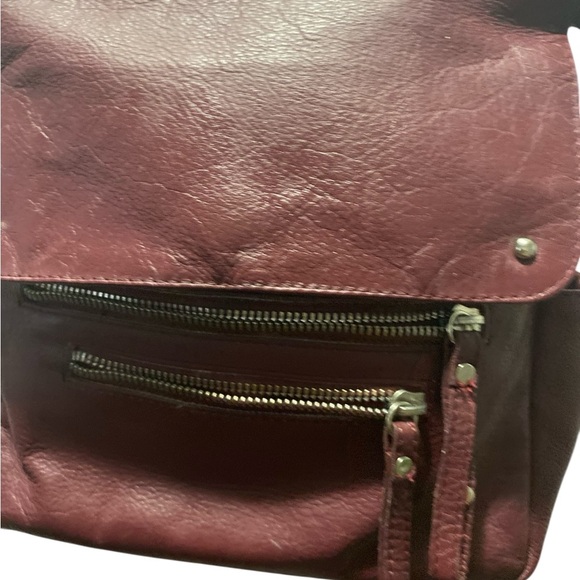 Chic Burgundy Crossbody Bag - Picture 3 of 7